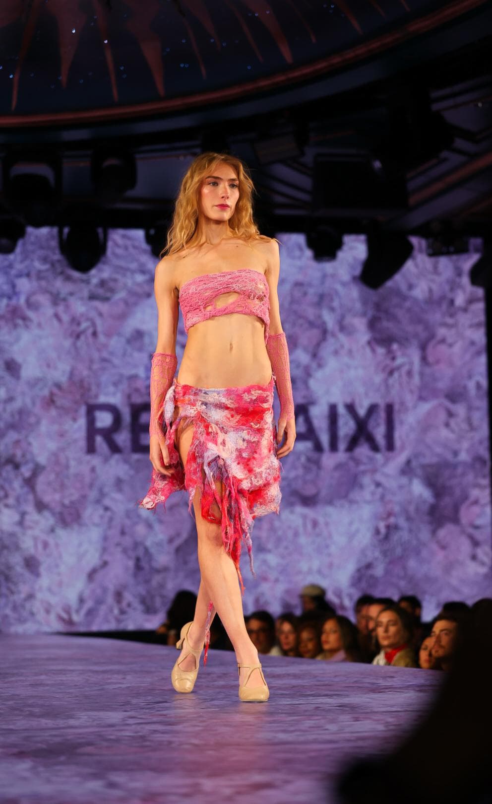 Runway — Ren Haixi